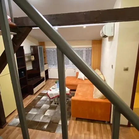 Διαμέρισμα Loft At The Heart Of The City Center